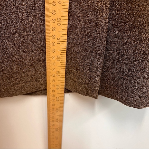 NWT Garfield & Marks Khaki Pencil Skirt with back slit size 8 - Picture 13 of 13